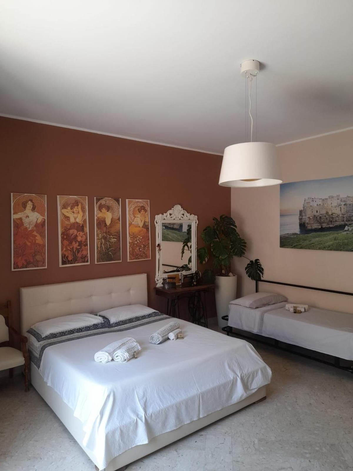 B&B Famigliare Arcadia Polignano 폴리나노 아마레 외부 사진